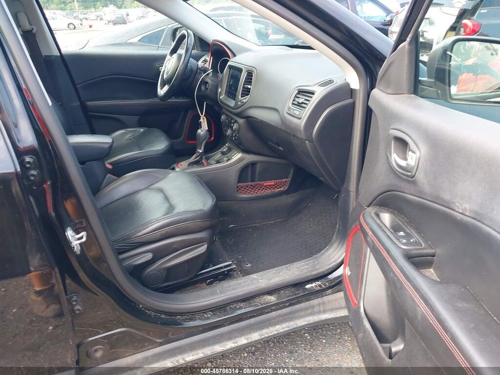 3C4NJDDB1HT657586 2017 JEEP NEW COMPASS photo no. 5