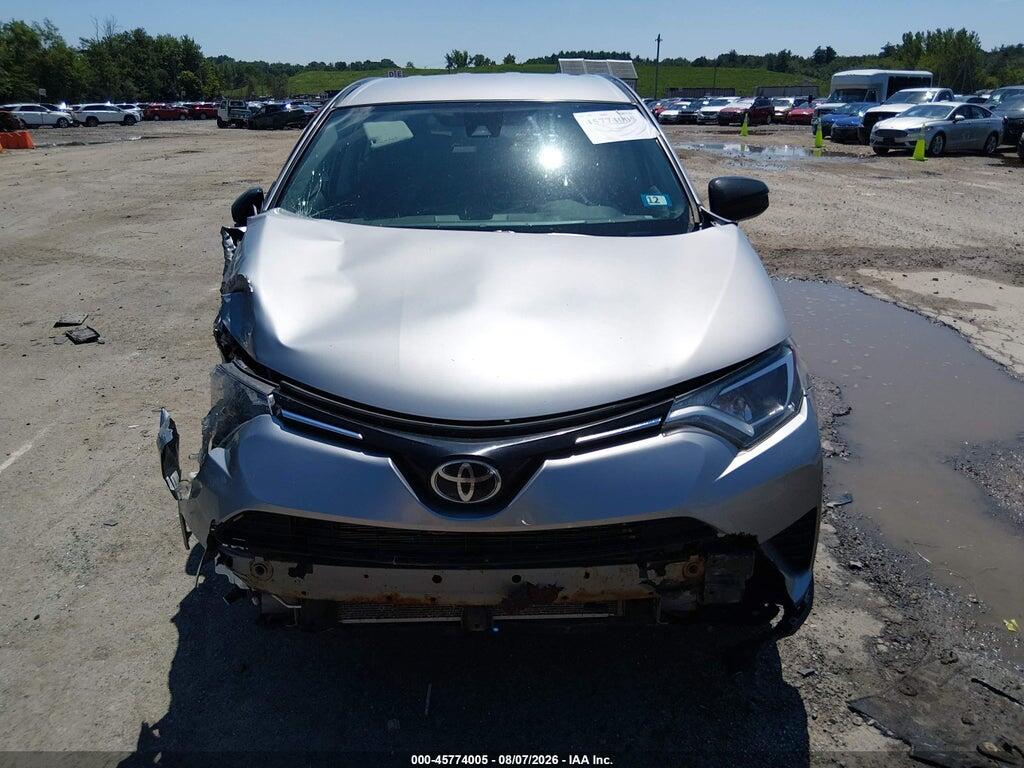 2T3BFREV7HW688358 2017 TOYOTA RAV4 photo no. 6