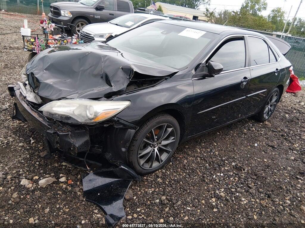 4T1BF1FK3HU697976 2017 TOYOTA CAMRY photo no. 2