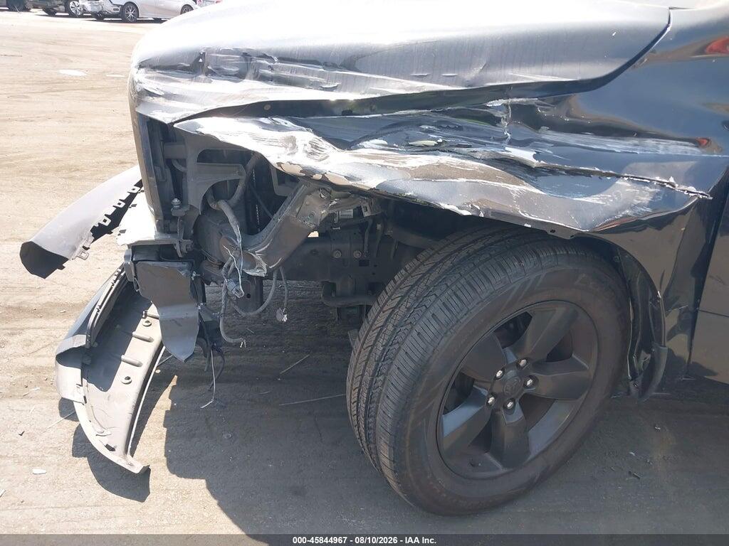 1C6RR6FGXJS266739 2018 RAM 1500 photo no. 12