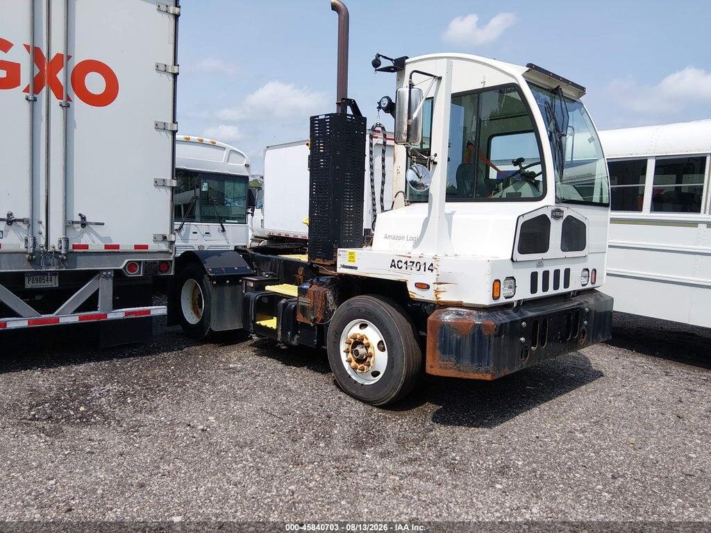 2018 AUTOCAR LLC XSPOTTER-ON 516H4GFD7JH226401