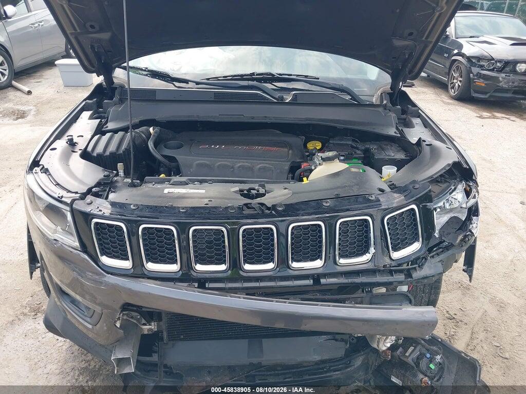 3C4NJDBB3JT360733 2018 JEEP COMPASS photo no. 10