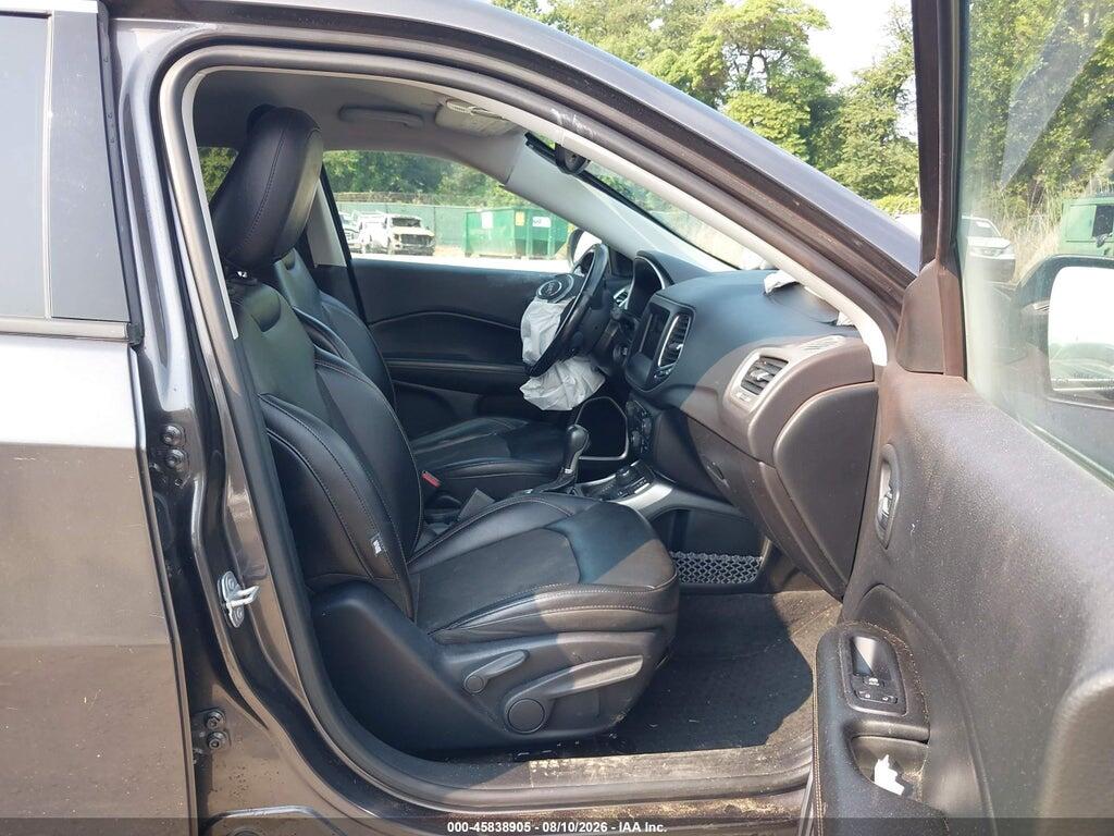 3C4NJDBB3JT360733 2018 JEEP COMPASS photo no. 5