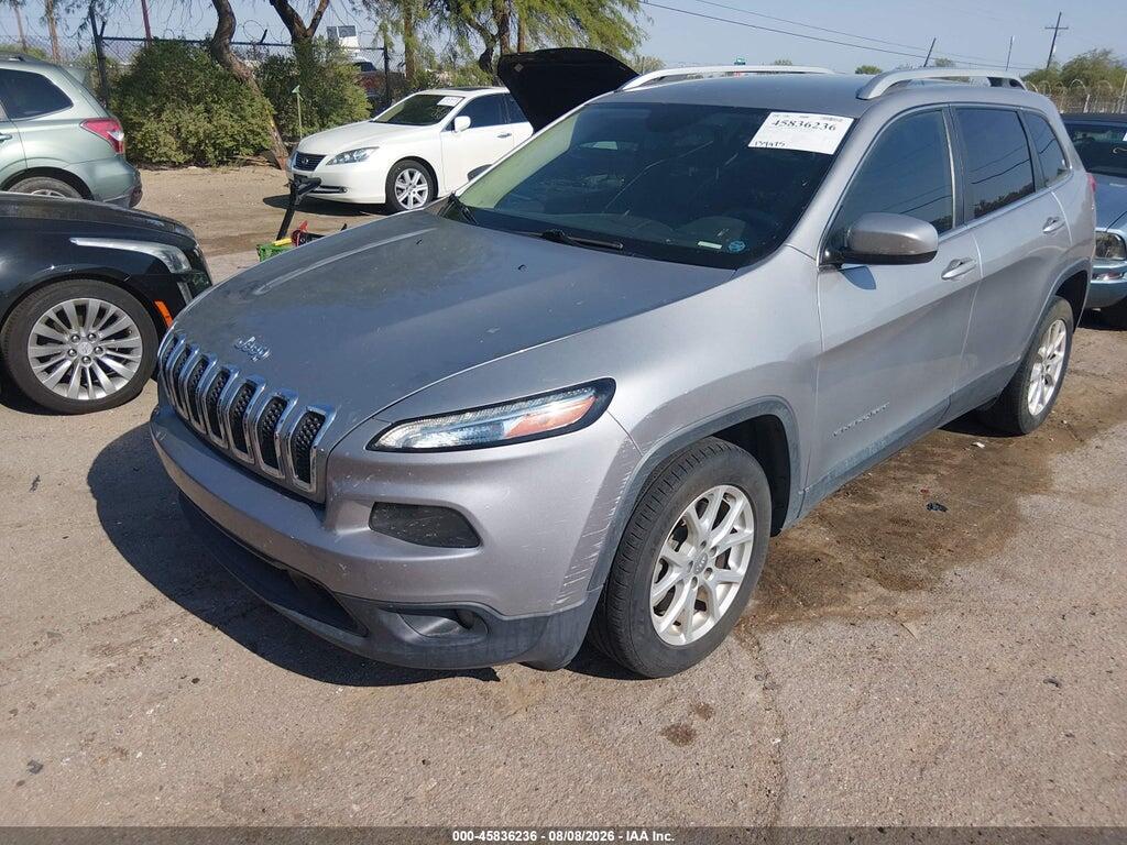 1C4PJLCB0JD537116 2018 JEEP CHEROKEE photo no. 2