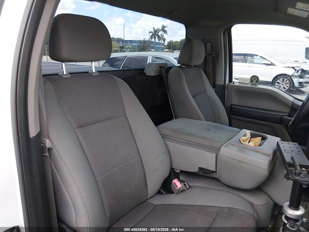 1FTMF1C55JKE93774 2018 FORD F-150 photo no. 8