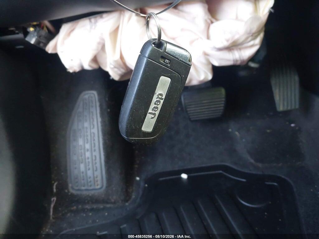 3C4NJDAB8JT126606 2018 JEEP COMPASS photo no. 11