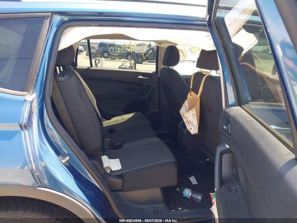 3VV1B7AX2JM095440 2018 VOLKSWAGEN TIGUAN photo no. 8