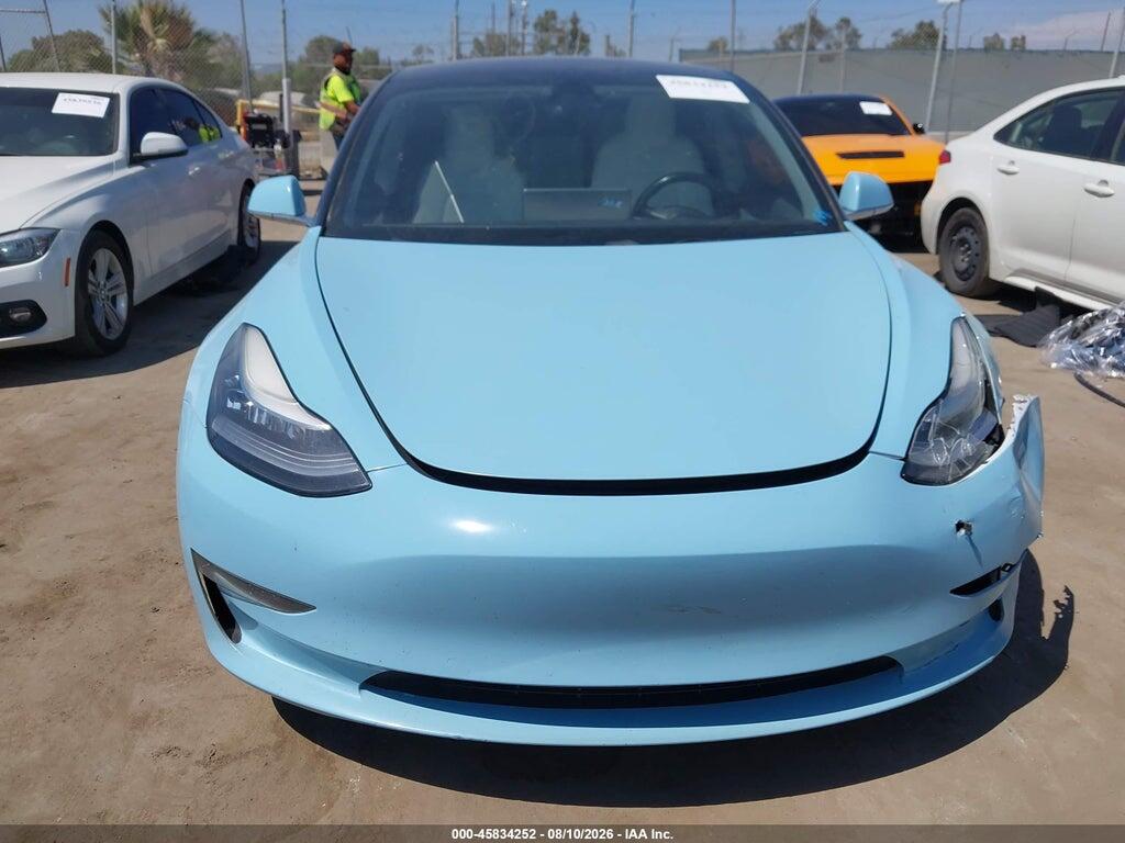 5YJ3E1EBXJF074611 2018 TESLA MODEL 3 photo no. 12
