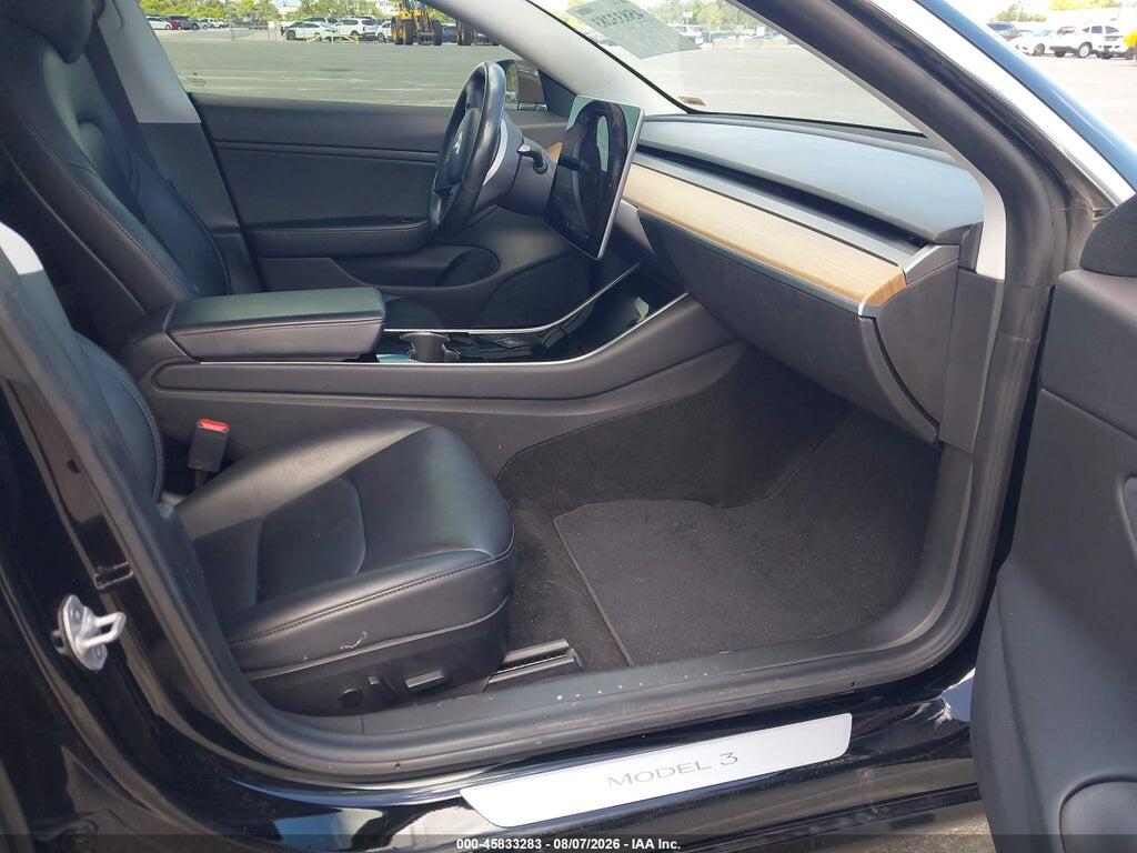 5YJ3E1EB0JF183904 2018 TESLA MODEL 3 photo no. 5