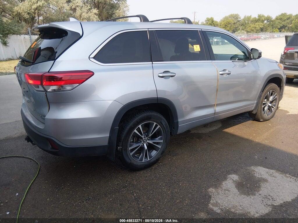 5TDBZRFH1JS800773 2018 TOYOTA HIGHLANDER photo no. 4