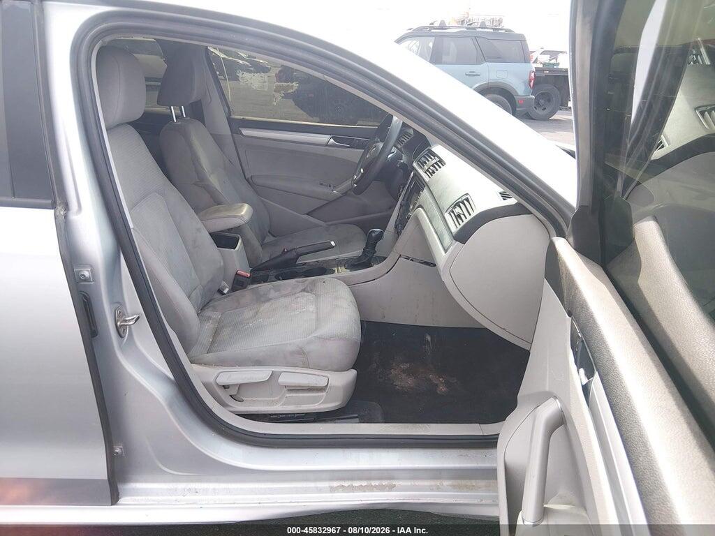 1VWAA7A36JC019216 2018 VOLKSWAGEN PASSAT photo no. 5