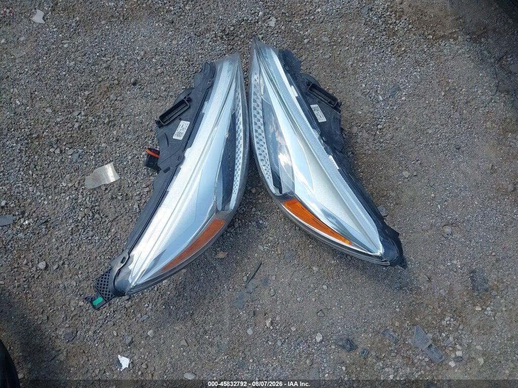 1FADP3F22JL224898 2018 FORD FOCUS photo no. 12