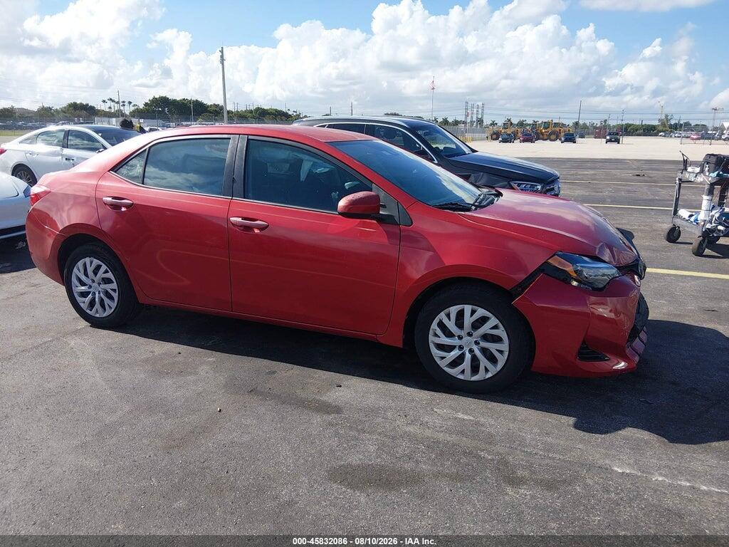 5YFBURHE6JP812461 2018 TOYOTA COROLLA photo no. 1