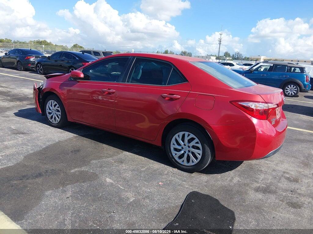 5YFBURHE6JP812461 2018 TOYOTA COROLLA photo no. 3