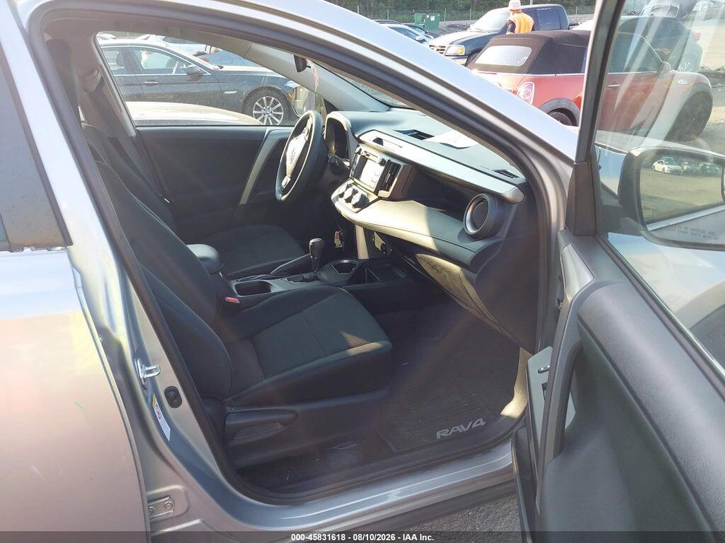 2T3BFREV8JW852514 2018 TOYOTA RAV4 photo no. 5