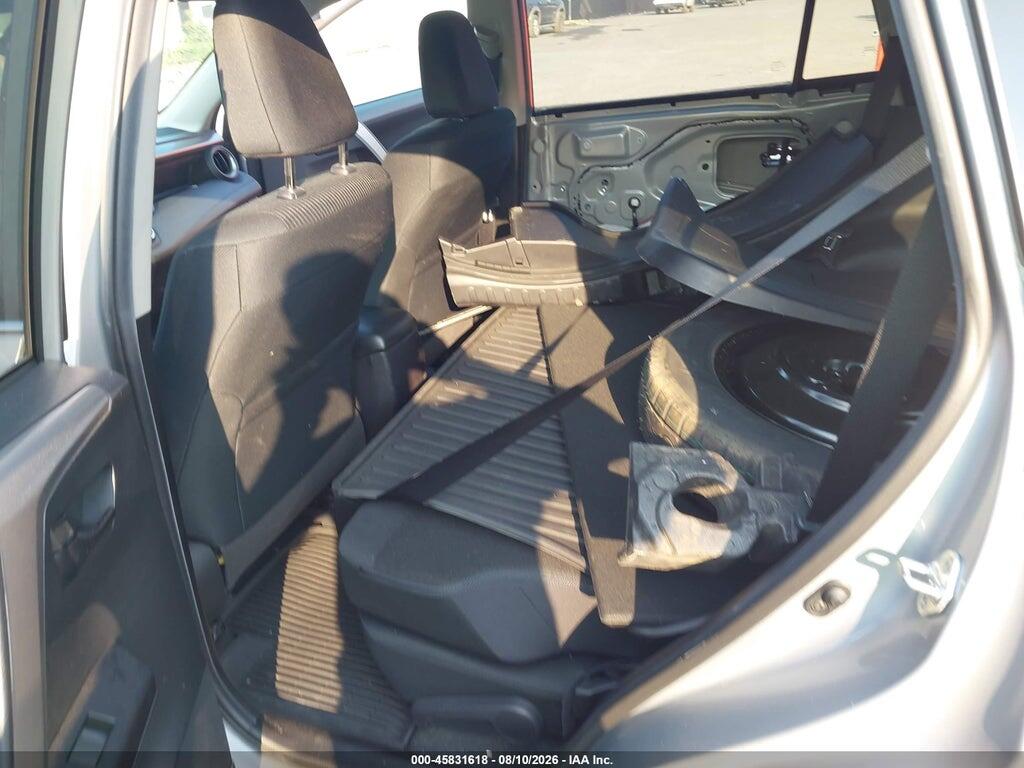 2T3BFREV8JW852514 2018 TOYOTA RAV4 photo no. 8