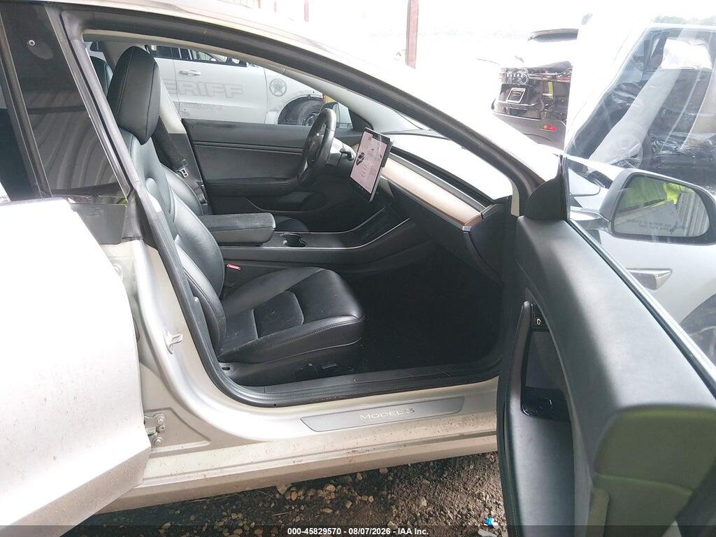 5YJ3E1EB2JF065157 2018 TESLA MODEL 3 photo no. 5