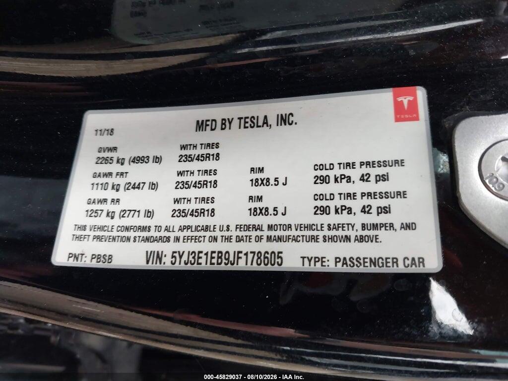 5YJ3E1EB9JF178605 2018 TESLA MODEL 3 photo no. 8
