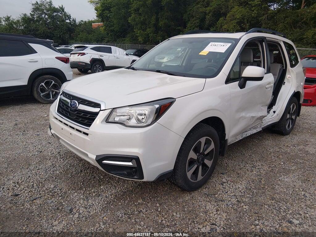 JF2SJAEC9JH420438 2018 SUBARU FORESTER photo no. 2