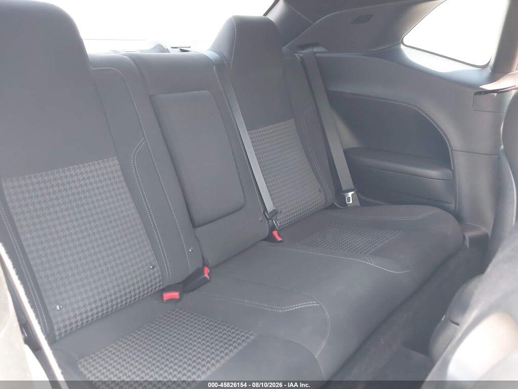 2C3CDZAG6JH271485 2018 DODGE CHALLENGER photo no. 8