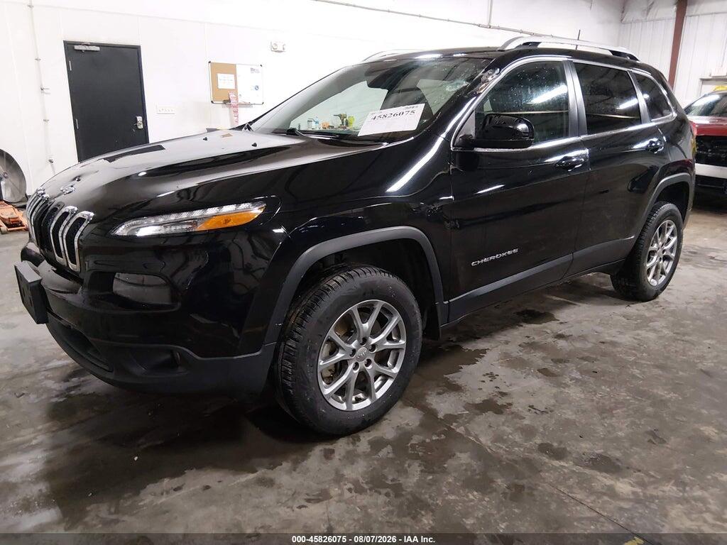 1C4PJMLX7JD607695 2018 JEEP CHEROKEE photo no. 2