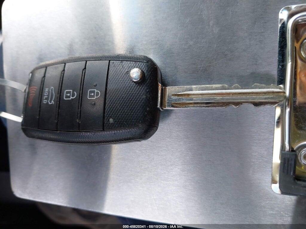 3KPFL4A70JE178908 2018 KIA FORTE photo no. 11