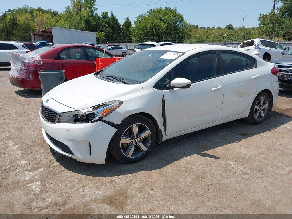 3KPFL4A70JE178908 2018 KIA FORTE photo no. 2