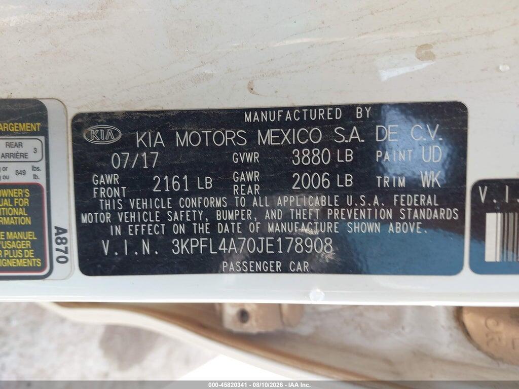 3KPFL4A70JE178908 2018 KIA FORTE photo no. 9