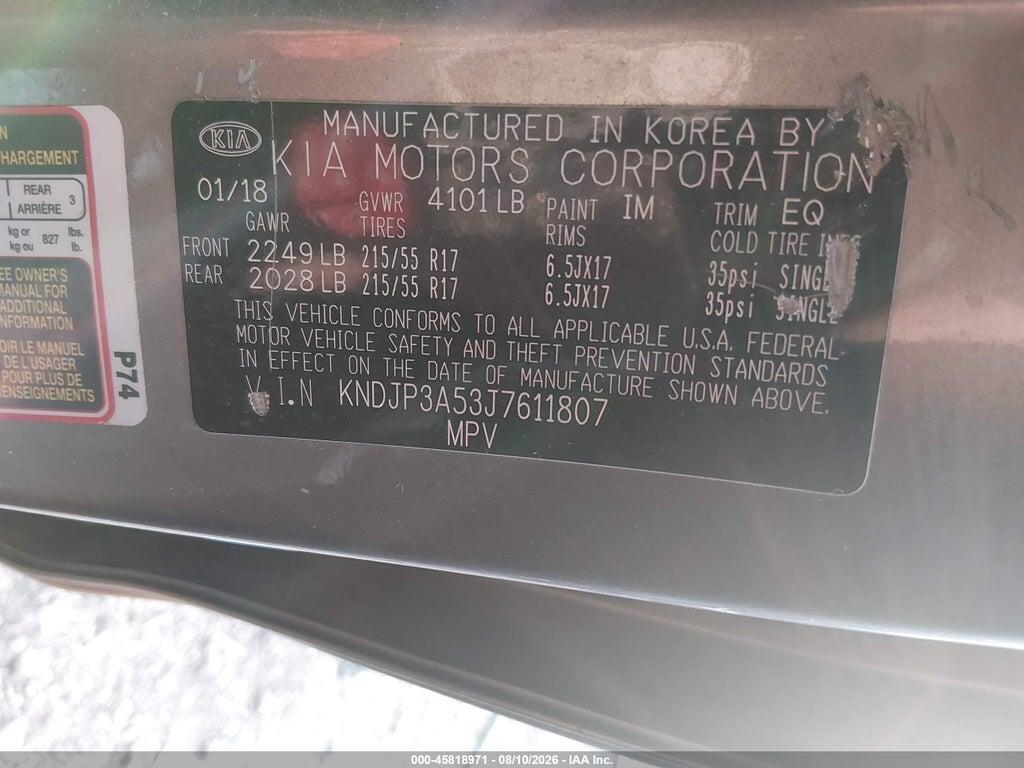 KNDJP3A53J7611807 2018 KIA SOUL photo no. 9