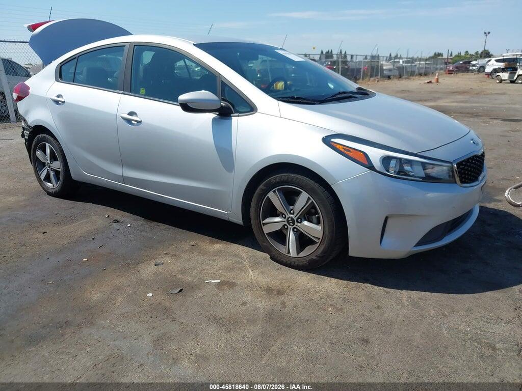 3KPFL4A71JE169893 2018 KIA FORTE photo no. 1
