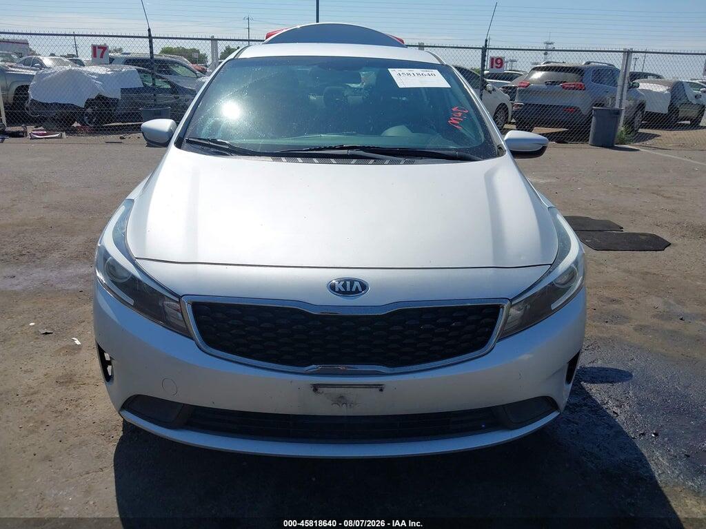3KPFL4A71JE169893 2018 KIA FORTE photo no. 12