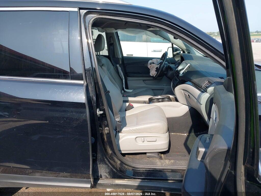 5FNYF6H99JB014604 2018 HONDA PILOT photo no. 5