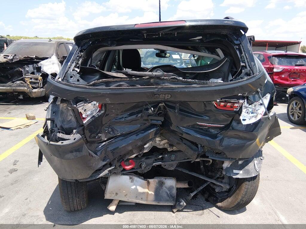 3C4NJDDB3JT483638 2018 JEEP COMPASS photo no. 6