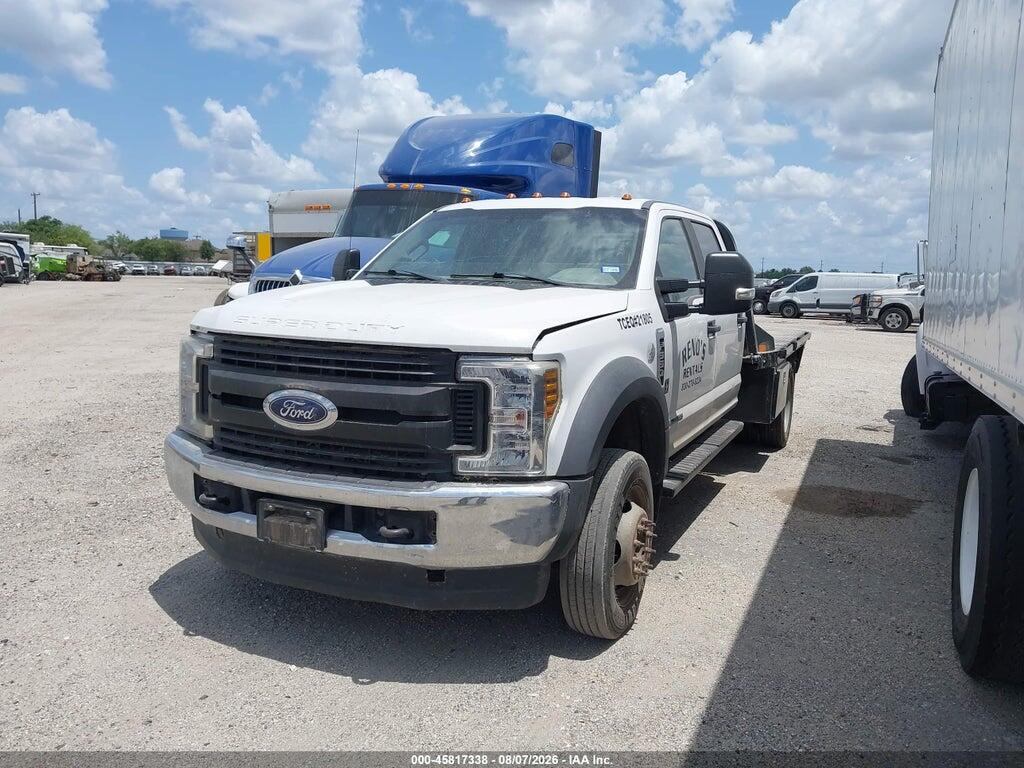 1FD0W5HT5JEB42497 2018 FORD F-550 CHASSIS photo no. 2