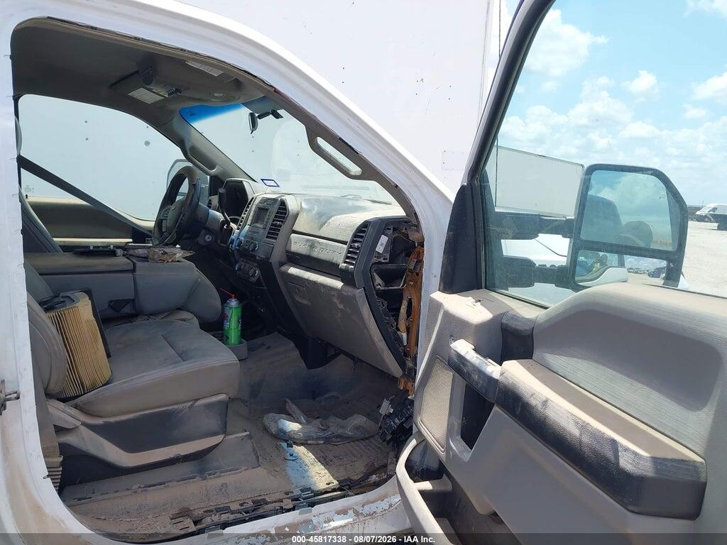 1FD0W5HT5JEB42497 2018 FORD F-550 CHASSIS photo no. 5