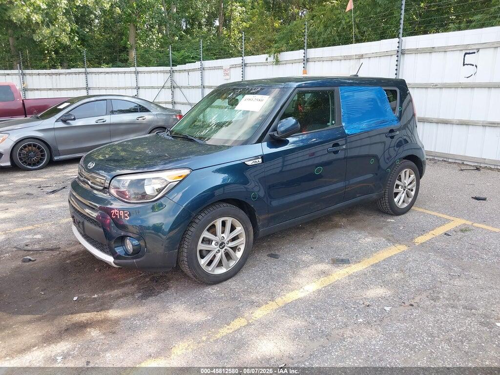 KNDJP3A50J7536208 2018 KIA SOUL photo no. 2