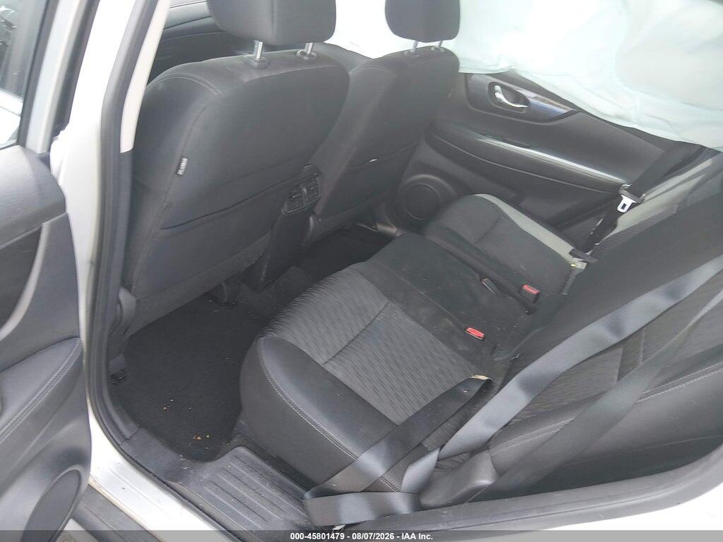 KNMAT2MT0JP520476 2018 NISSAN ROGUE photo no. 8