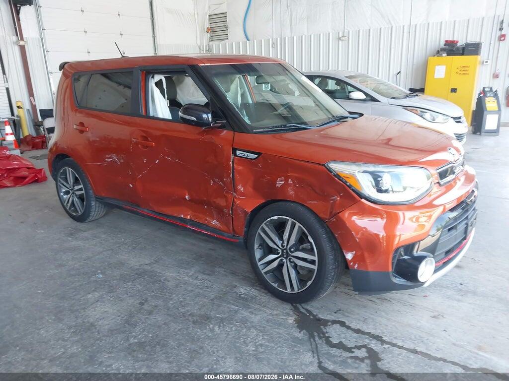 KNDJX3AA1J7588914 2018 KIA SOUL photo no. 1