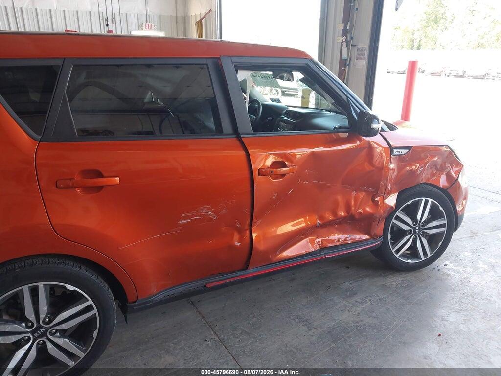 KNDJX3AA1J7588914 2018 KIA SOUL photo no. 6