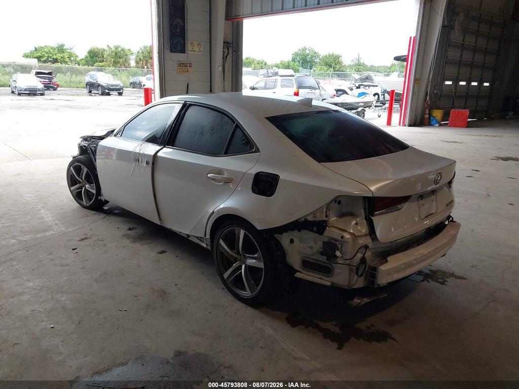 JTHBA1D21J5066275 2018 LEXUS IS 300 photo no. 3