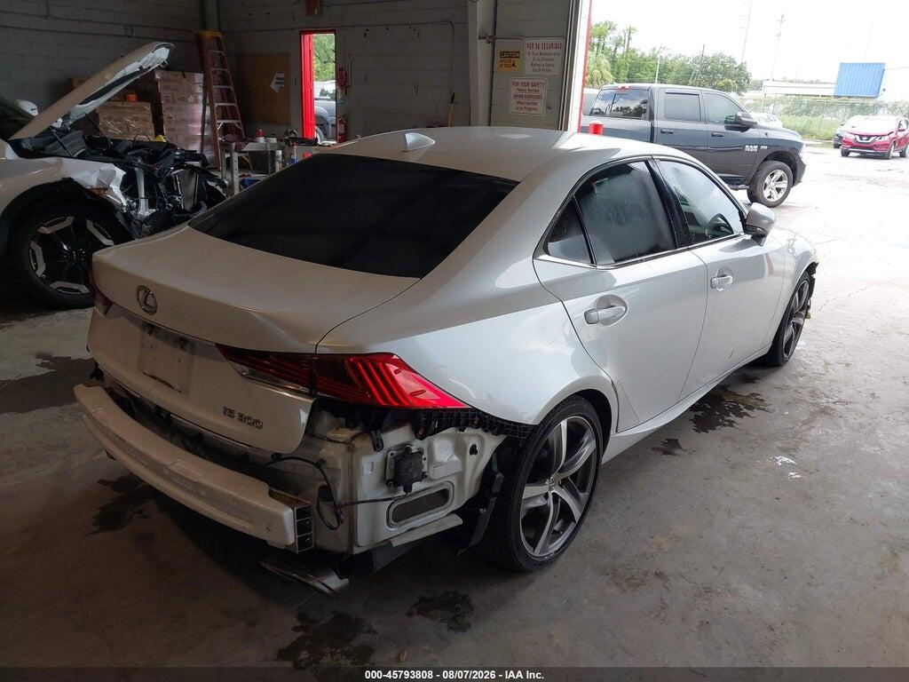 JTHBA1D21J5066275 2018 LEXUS IS 300 photo no. 4