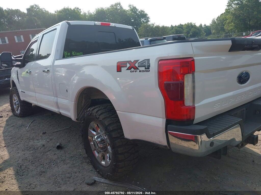 1FT8W3BT2JEC34624 2018 FORD F-350 photo no. 2