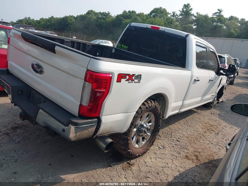 1FT8W3BT2JEC34624 2018 FORD F-350 photo no. 3