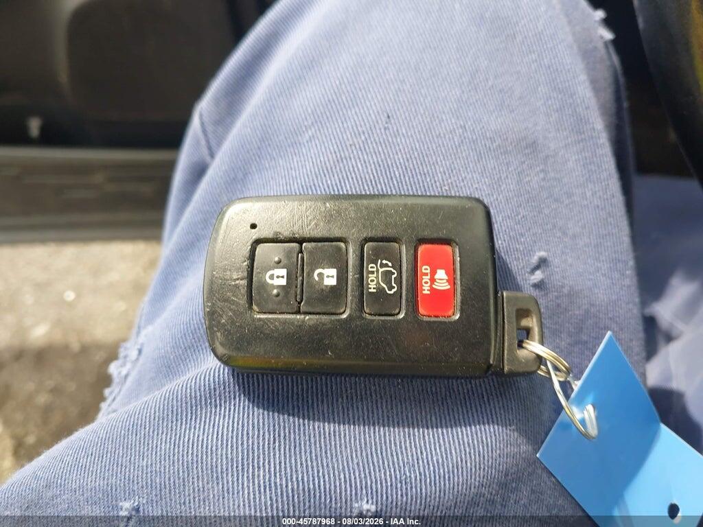 JTMRFREV0JJ239509 2018 TOYOTA RAV4 photo no. 11