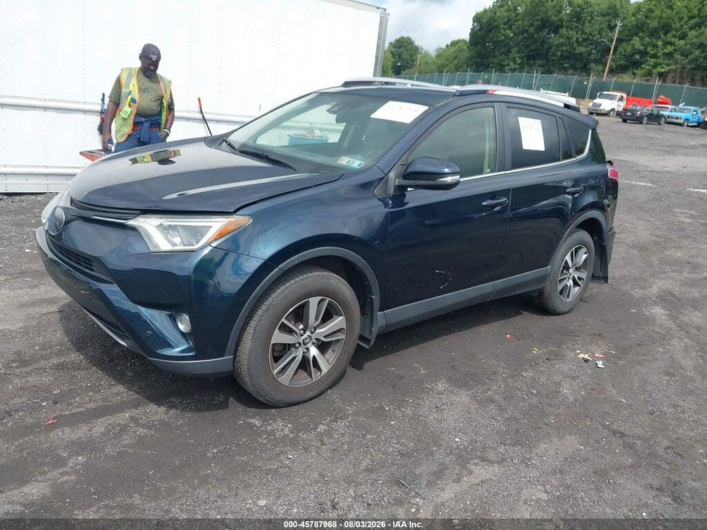 JTMRFREV0JJ239509 2018 TOYOTA RAV4 photo no. 2