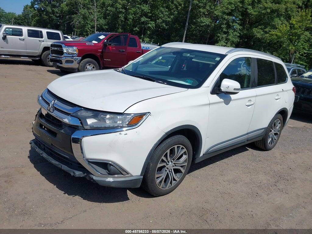 JA4AZ3A35JZ010616 2018 MITSUBISHI OUTLANDER photo no. 2