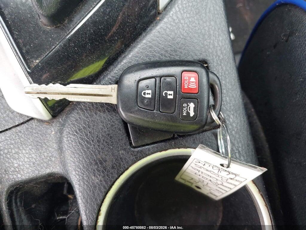 2T1BURHE9JC018604 2018 TOYOTA COROLLA photo no. 11