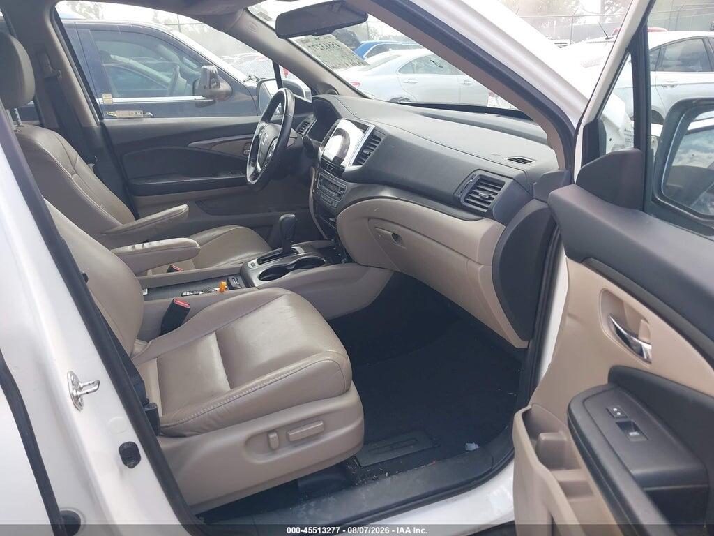 5FNYF6H53JB049796 2018 HONDA PILOT photo no. 5
