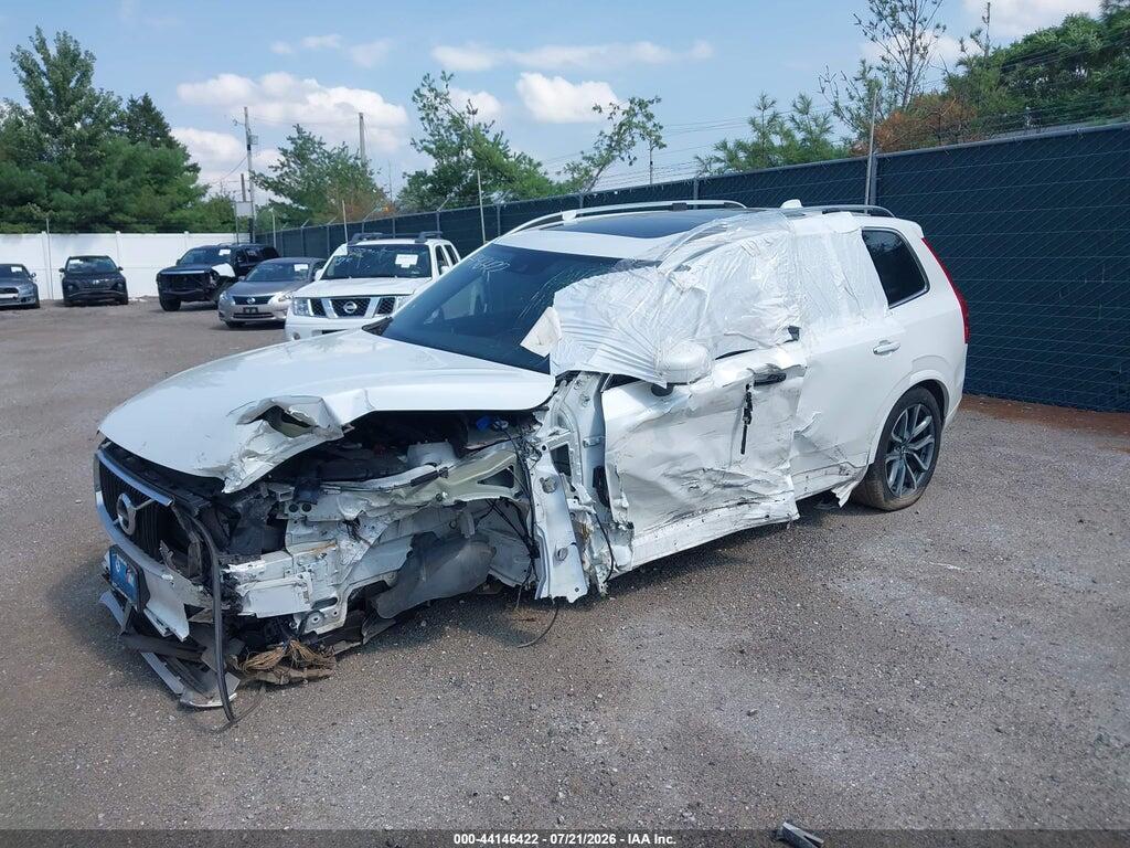 YV4A22PK8J1194397 2018 VOLVO XC90 photo no. 2