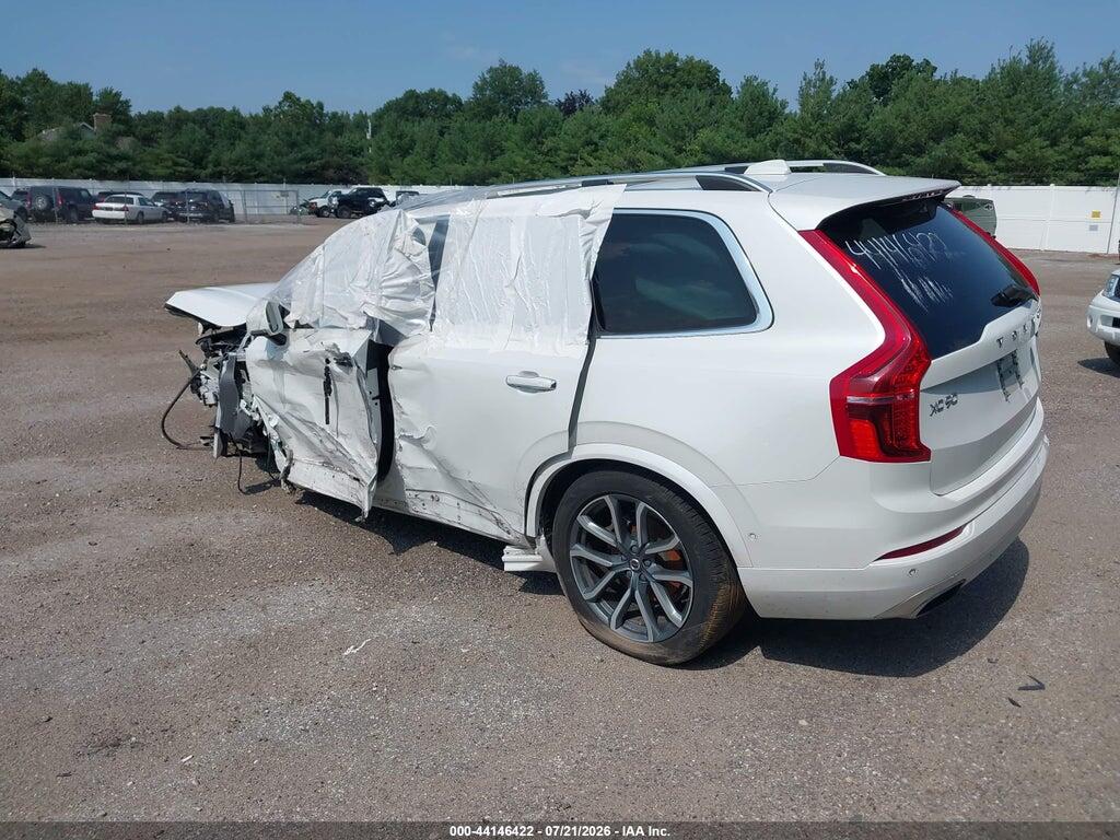 YV4A22PK8J1194397 2018 VOLVO XC90 photo no. 3